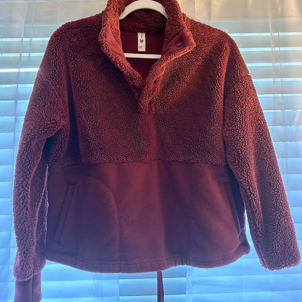 Sherpa Pullover